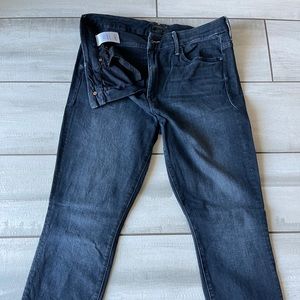 Great condition no holes.  Lost weight need new jeans